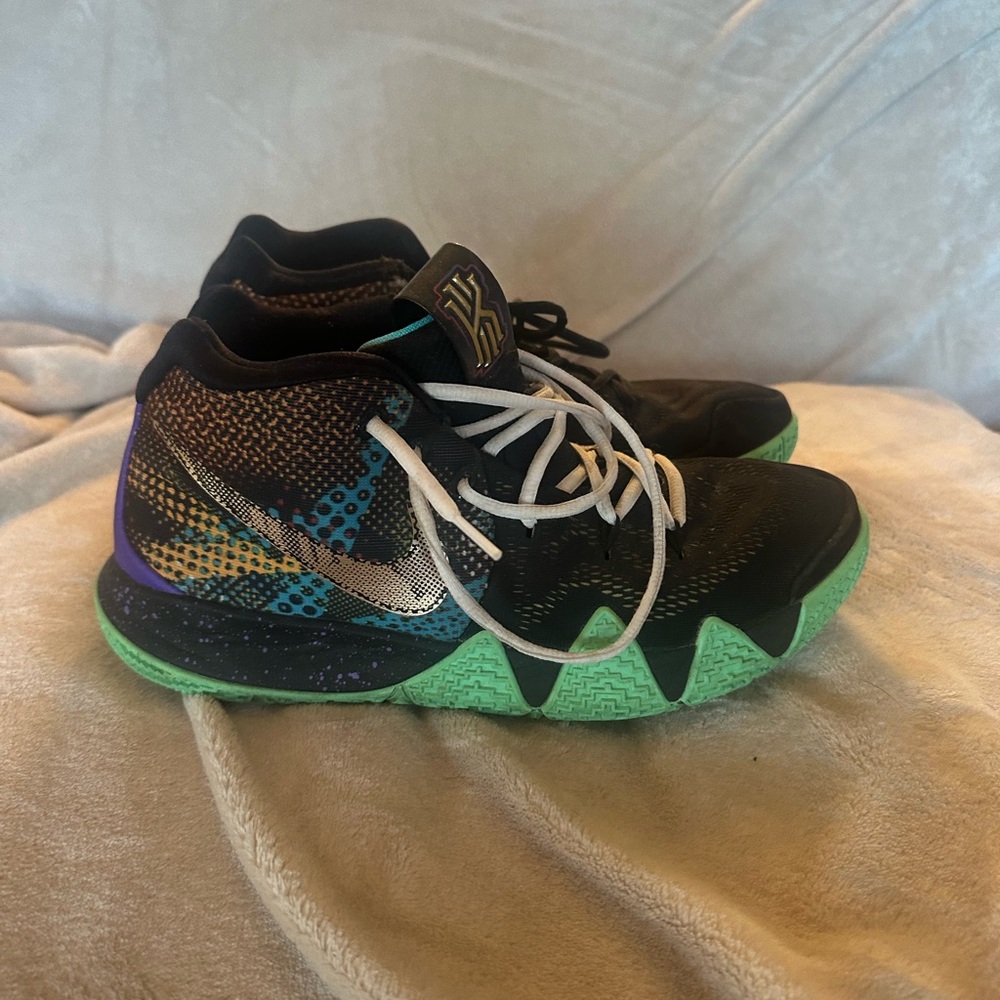 Nike Kyrie 4